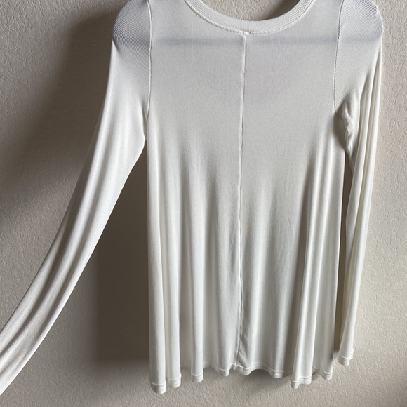 Free People Long Sleeved Ribbed White Oversized T-shirt size XS C45 - Picture 4 of 6